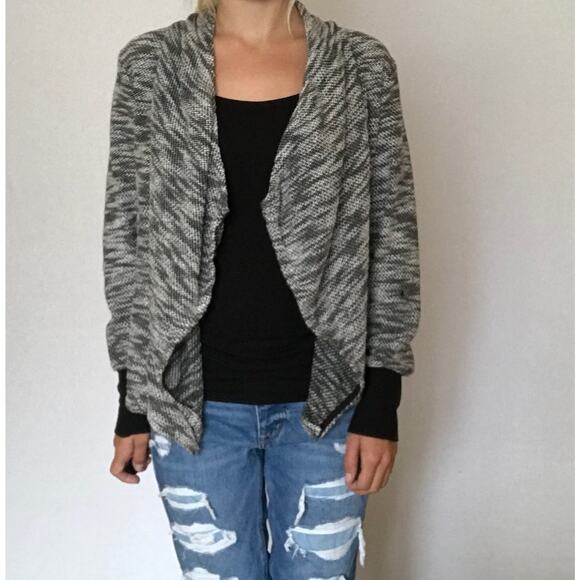 Janet‎ chung cardigan M - Picture 10 of 12